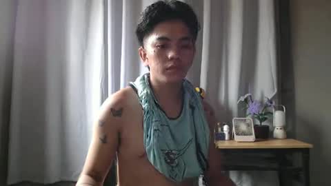 Snapshot of jamray_2 chatting on 11.09.25 jam online show from 11.09.25