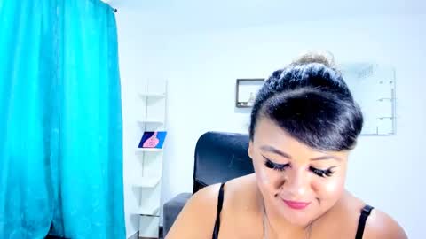 Snapshot of jan_milkhot chatting on 12.27.24 jan_milkhot online show from 12.27.24