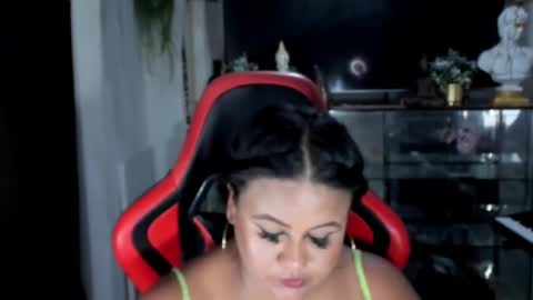 Snapshot of jan_milkhot chatting on 03.06.25 jan_milkhot online show from 03.06.25