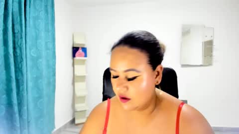 Snapshot of jan_milkhot chatting on 09.29.25 jan_milkhot online show from 09.29.25