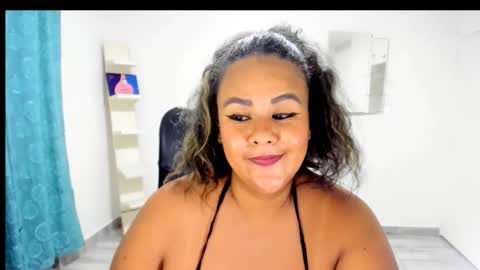 Snapshot of jan_milkhot chatting on 11.14.25 jan_milkhot online show from 11.14.25