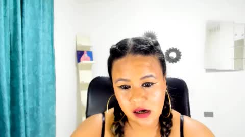 Snapshot of jan_milkhot chatting on 11.17.25 jan_milkhot online show from 11.17.25