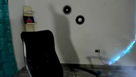 jan_milkhot online show from 12.23.25