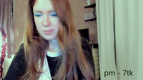 Snapshot of jane_and_star chatting on 01.07.25 Star online show from 01.07.25