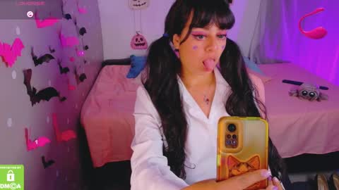 Snapshot of jane_atwood_ chatting on 10.01.25 Jane Atwood online show from 10.01.25