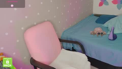 Snapshot of jane_atwood_ chatting on 11.16.25 Jane Atwood online show from 11.16.25