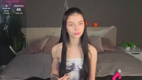 Eva online show from 10.24.25