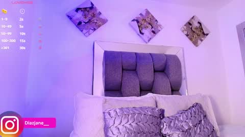 Jennifer online show from 04.10.26