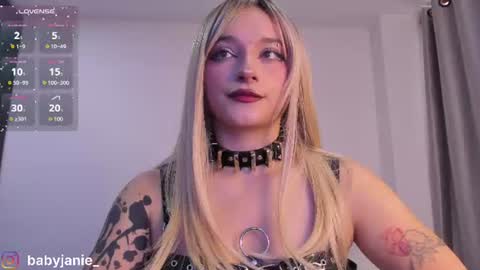 Snapshot of janee_lane chatting on 06.12.26 Jane online show from 06.12.26