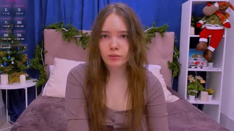 Snapshot of janenichols chatting on 12.21.25 Jane online show from 12.21.25