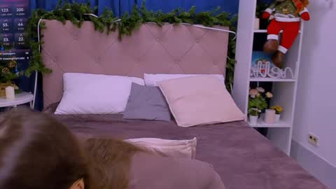 Snapshot of janenichols chatting on 01.08.26 Jane online show from 01.08.26