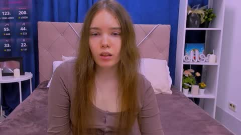 Snapshot of janenichols chatting on 01.11.26 Jane online show from 01.11.26