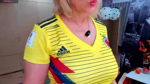 Snapshot of janeturner chatting on 06.17.26 JANE TURNER MILF online show from 06.17.26