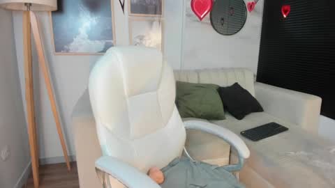 Janne for u online show from 02.08.25