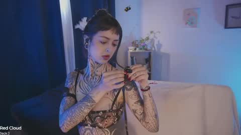   jmaybe e online show from 04.02.26