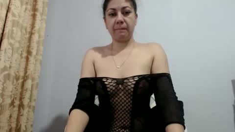 Snapshot of jannee29 chatting on 12.01.25 janne online show from 12.01.25