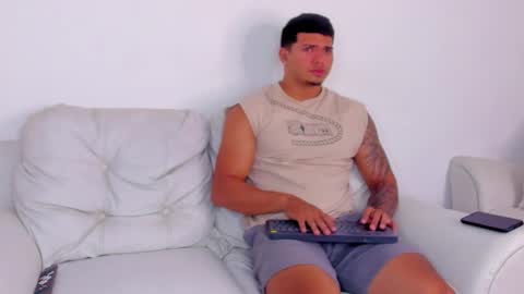 janomar01 online show from 09.16.25