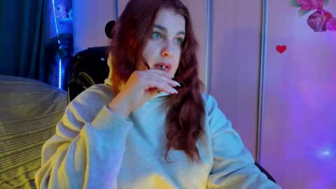 Snapshot of jansylines chatting on 04.21.26 JansyLines online show from 04.21.26