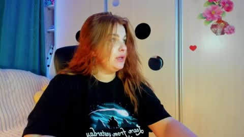 Snapshot of jansylines chatting on 06.23.26 JansyLines online show from 06.23.26