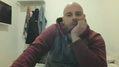 Snapshot of januszcygan chatting on 10.16.25 januszcygan online show from 10.16.25