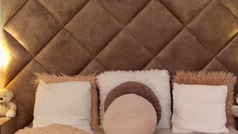 Snapshot of jaquelinemerlot chatting on 02.13.25 jaquelinemerlot online show from 02.13.25