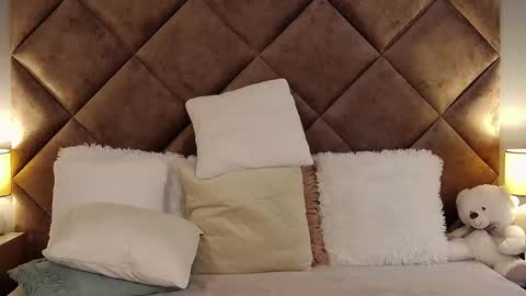 Snapshot of jaquelinemerlot chatting on 10.17.25 jaquelinemerlot online show from 10.17.25