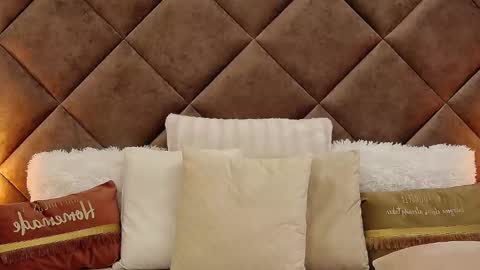 Snapshot of jaquelinemerlot chatting on 11.19.25 jaquelinemerlot online show from 11.19.25