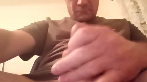 Snapshot of jasedaman chatting on 02.24.25 jasedaman online show from 02.24.25