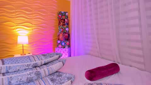 Jasmin Evans online show from 12.13.24