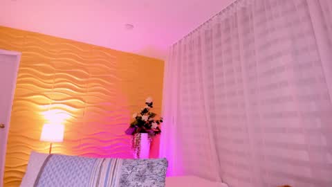 Jasmin Evans online show from 01.14.25