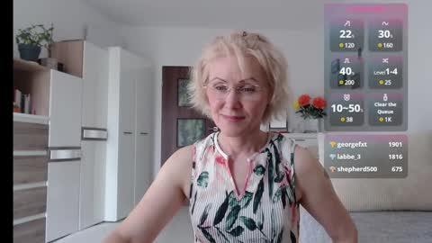 Snapshot of jasmin18v chatting on 03.09.25 Jasmin room for people 40 online show from 03.09.25
