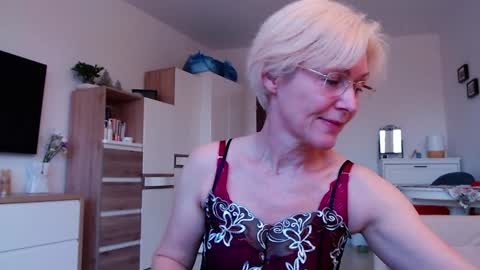 Jasmin room for people 40 online show from 03.15.26