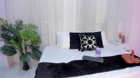      online show from 07.04.26