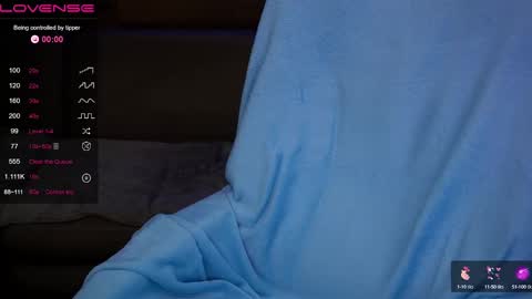 Snapshot of jasmin_james_ chatting on 12.30.24 Jasmin online show from 12.30.24