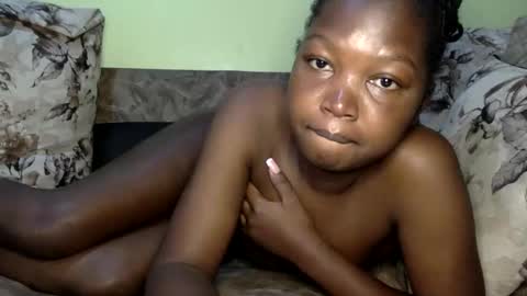 Snapshot of jasmine760 chatting on 10.31.25 jasmine online show from 10.31.25