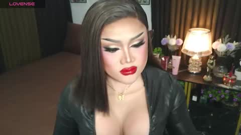 Jasmine Brandy online show from 09.15.25