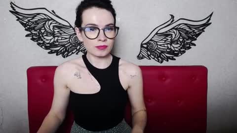 JasmineKouch online show from 02.08.25