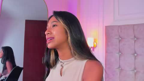 Snapshot of jasmineross_1 chatting on 02.26.26 jasmine online show from 02.26.26