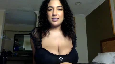 Jasmine Marie online show from 01.14.25