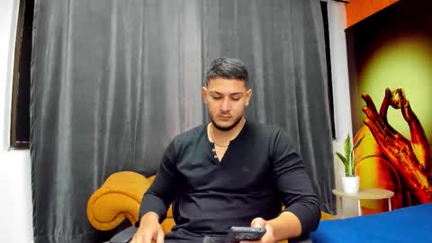 Snapshot of jason_shaw_ chatting on 11.15.25 Jasson Shaw online show from 11.15.25