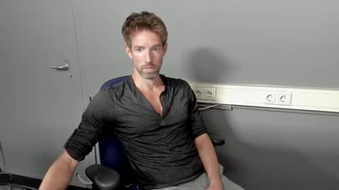 Snapshot of jasonberg29 chatting on 09.15.25 Jason online show from 09.15.25