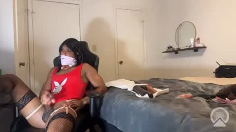 Snapshot of jasonexxxx chatting on 10.24.25 jasonexxxx online show from 10.24.25