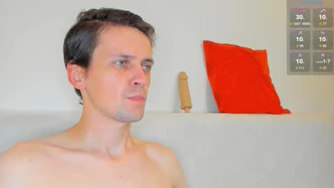 Snapshot of jasper_sun chatting on 09.29.25 Jasper online show from 09.29.25