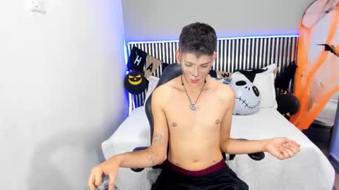 J A S S O N  online show from 10.26.25