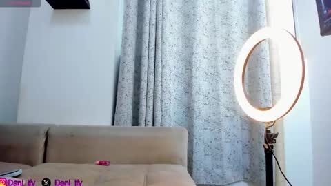 Snapshot of javi_8812 chatting on 02.25.26 dani and javi online show from 02.25.26