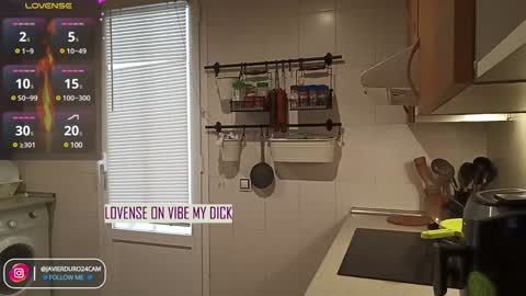 javierduro24 online show from 12.15.24