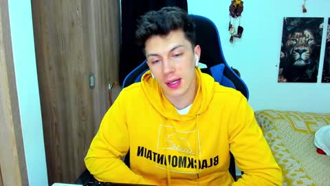 Javier online show from 01.10.25