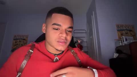 Snapshot of javiricorich chatting on 10.30.25 javiSdick online show from 10.30.25