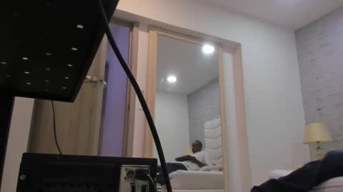 jax black online show from 11.01.25