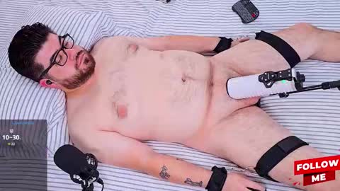 Jax Luna online show from 10.28.25